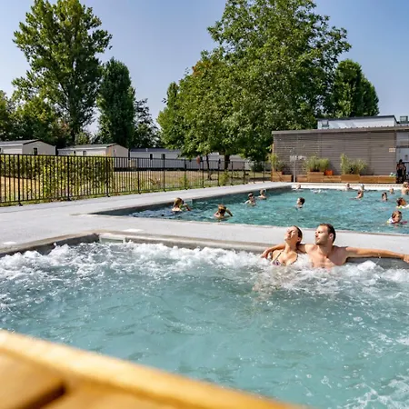 6p * Maisons-Laffitte